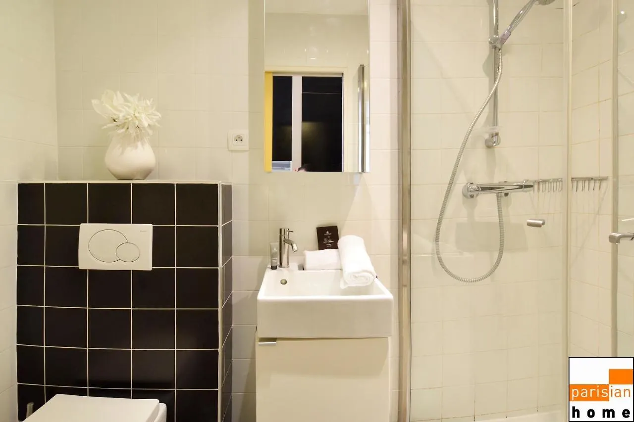 102201 - A Charming Setting For 4 People In Montorgueil Lejlighed Paris